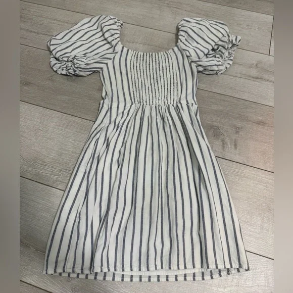 Abercrombie & Fitch White Dress with Blue Stripes and Puff Sleeves - Picture 2 of 3